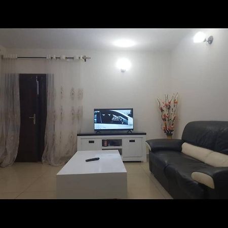 Apartamento Chez Jo Deux Yaoundé Exterior foto